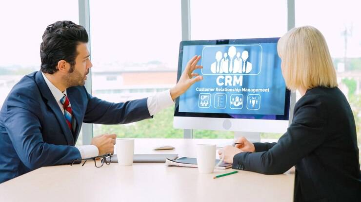 Менеджерам нужна CRM