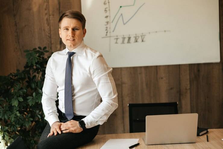 Коммерческий директор